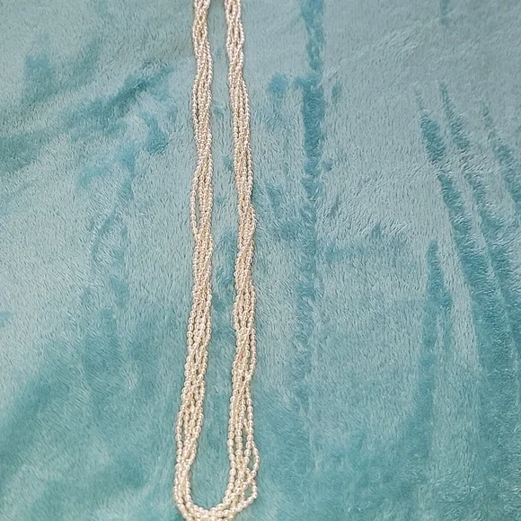 Vintage pearl necklace